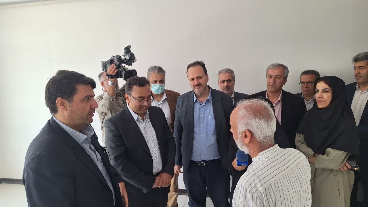 معاون وزیر مسکن به قزوین سفر کرد