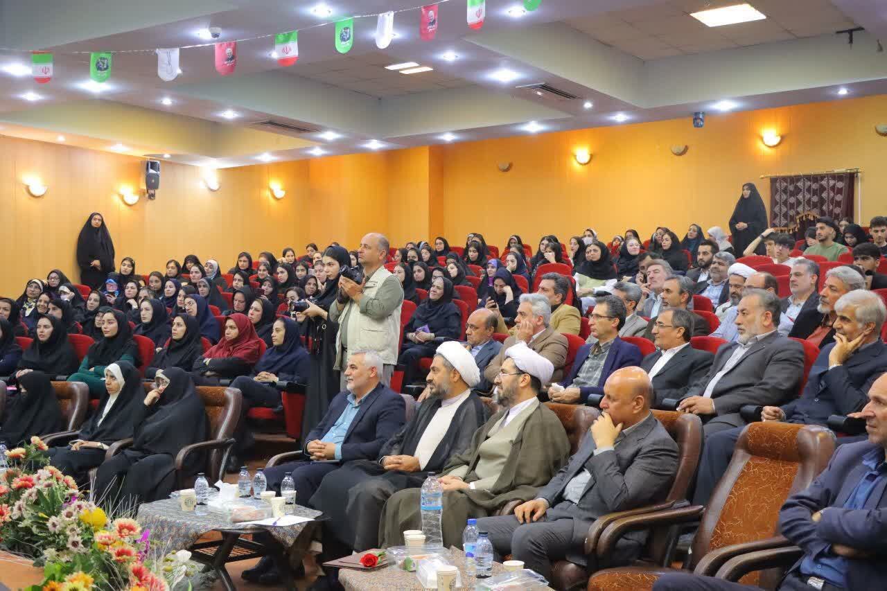 دانشگاه‌ها و مدارس زیربنای توسعه کشور هستند