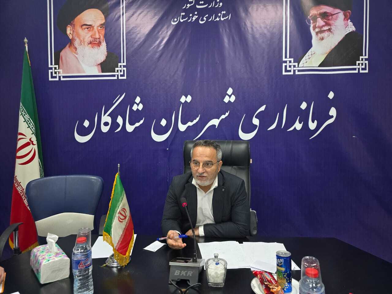 لزوم بهره‌گیری از ظرفیت نخبگان و اقشار مختلف شادگان و نگاه پروژه‌محور برای حل مشکل های شهرستان