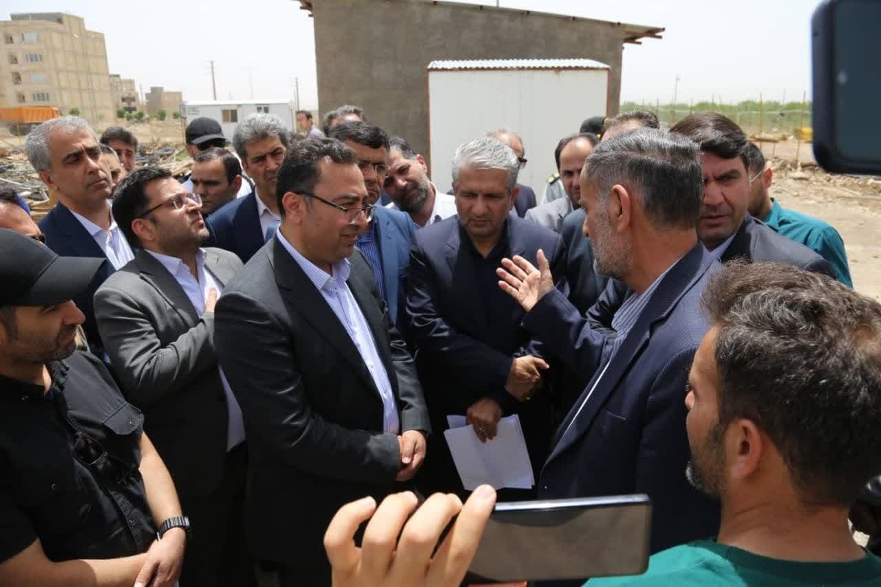 تقدیر معاون وزیر راه و شهرسازی از عملکرد بانک مسکن استان قزوین در نهضت ملی مسکن تقدیر معاون وزیر راه و شهرسازی از عملکرد بانک مسکن استان قزوین در نهضت ملی مسکن