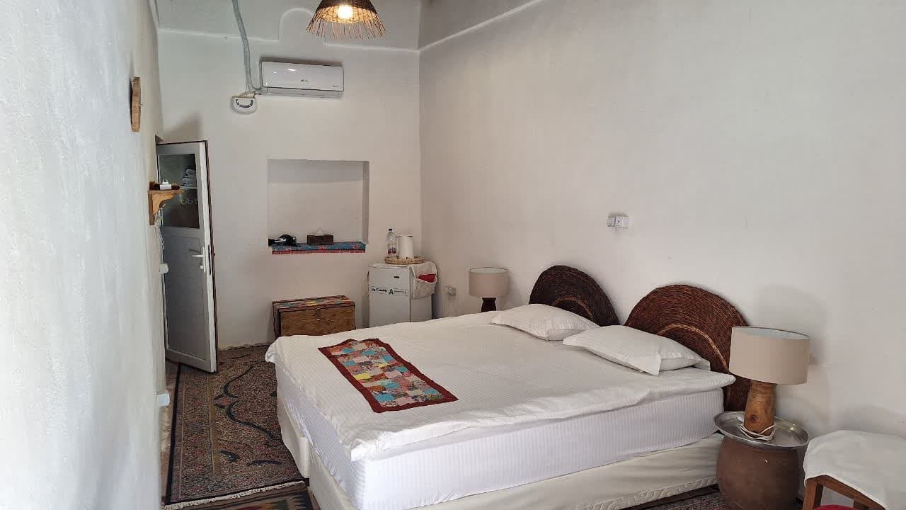 سفرای خارجی از اقامتگاه بوم گردی اله بوم در قزوین دیدن کردند سفرای خارجی از اقامتگاه بوم گردی اله بوم در قزوین دیدن کردند