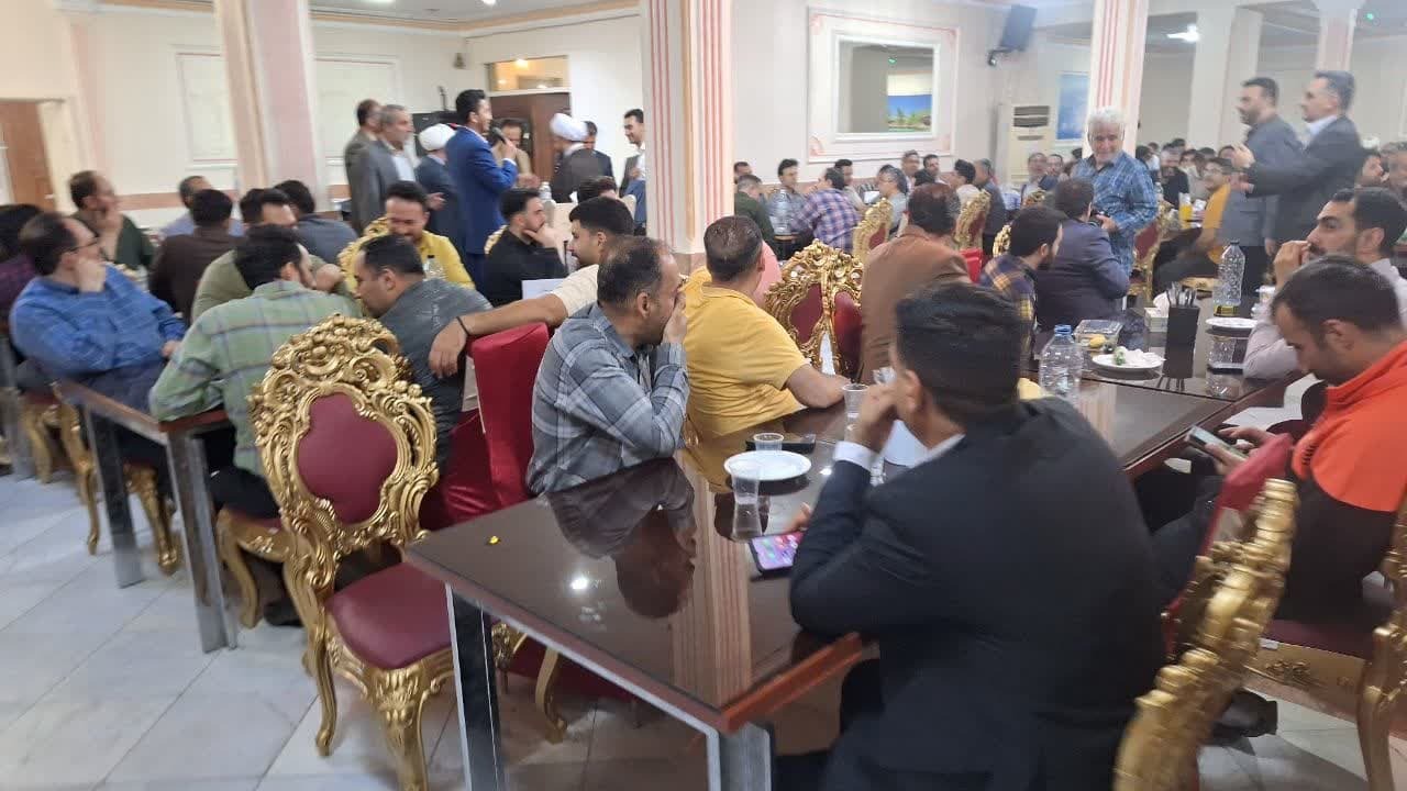 تکریم و تجلیل معلمان بعنوان فاتحان عرصه تعلیم و تربیت، رسالتی همگانی است