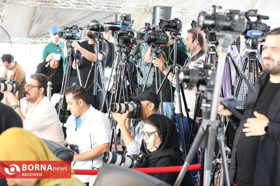 شانزدهمین نشست خبری سخنگوی دولت در بندر كاسپین منطقه آزاد انزلی برگزار شد