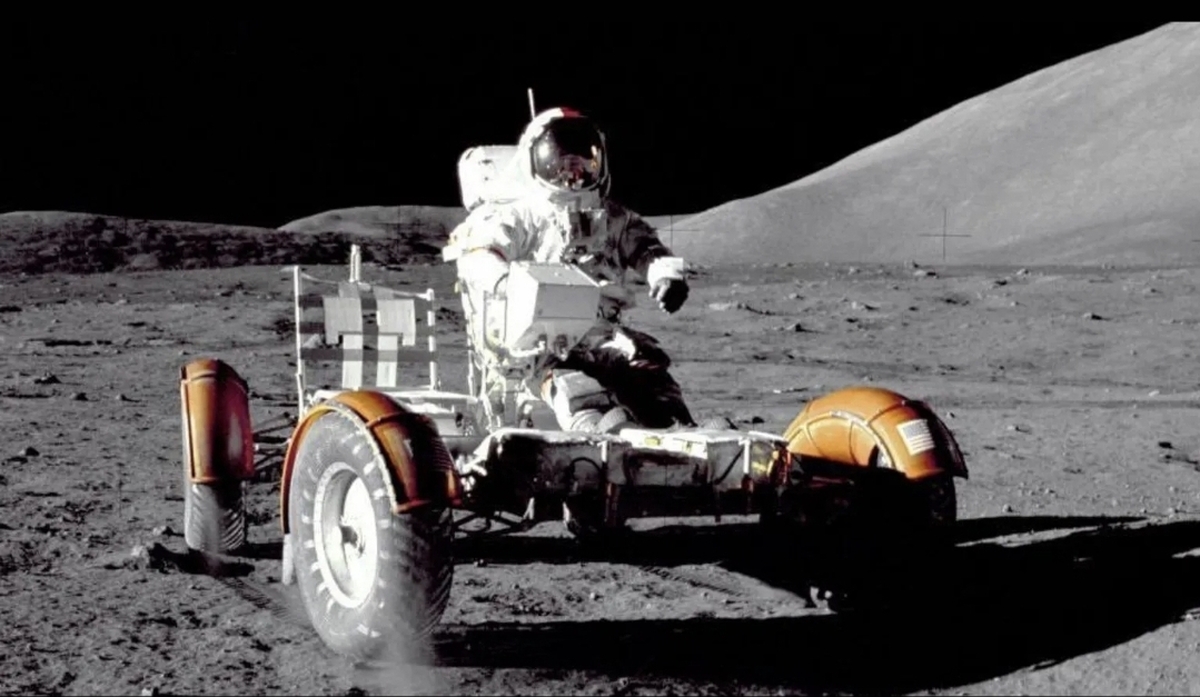 رقابت تنگاتنگ در چرخ‌های فضایی بدون پنچری برای ماه و مریخ!