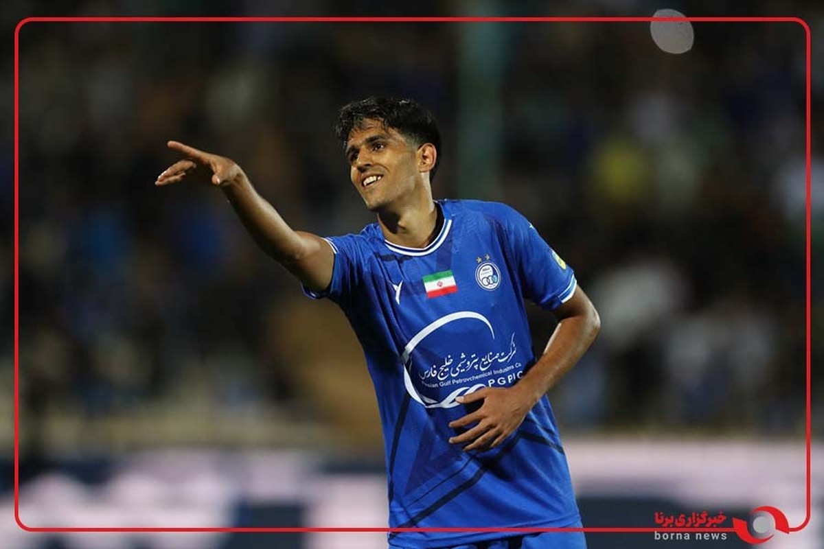 گل اول استقلال به سپاهان توسط محمد حسین اسلامی