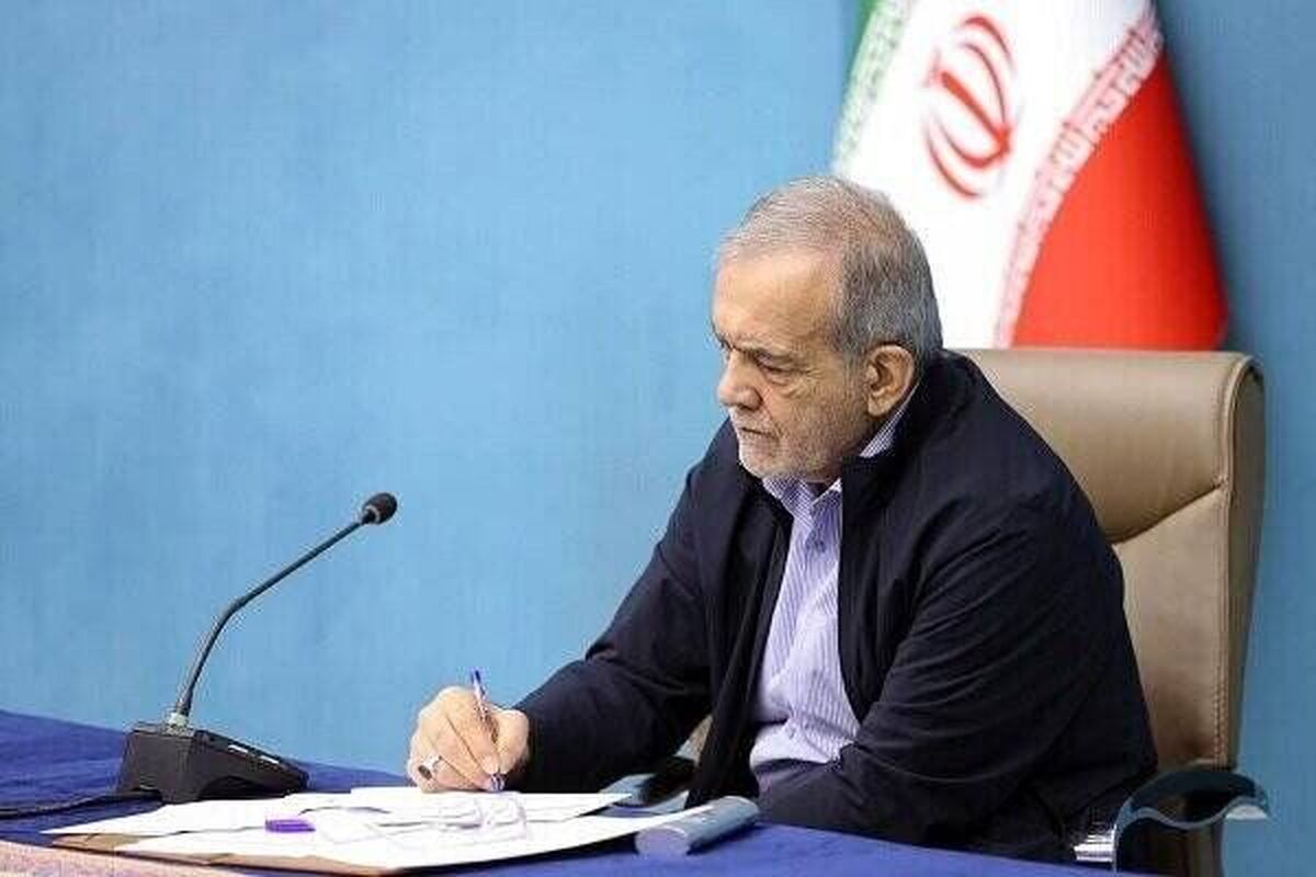 رییس جمهور: زبان فارسی آینه فرهنگ مشترک اقوام ایران زمین است