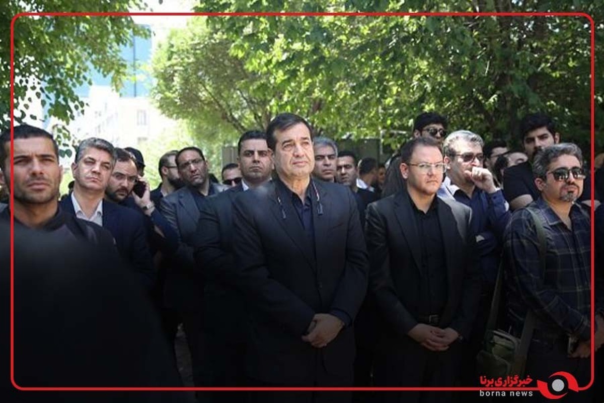 حضور احمد دنیامالی وزیر ورزش و جوانان در مراسم تشییع پیکر مرحوم حمیدرضا درجاتی (عکاس ورزشی)