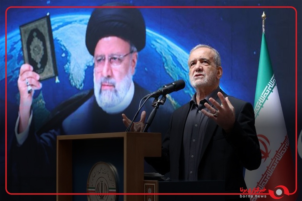 احوالپرسی رئیس جمهور از خانواده شهدای خدمت در آیین بزرگداشت این شهدا در صحن مجلس