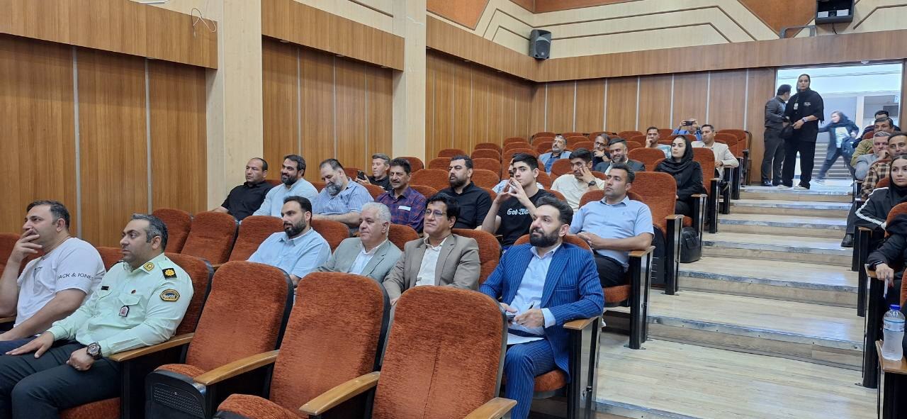 علی تاجیک: ورود بخش خصوصی کمک حال ورزش خواهد بود علی تاجیک: ورود بخش خصوصی کمک حال ورزش خواهد بود