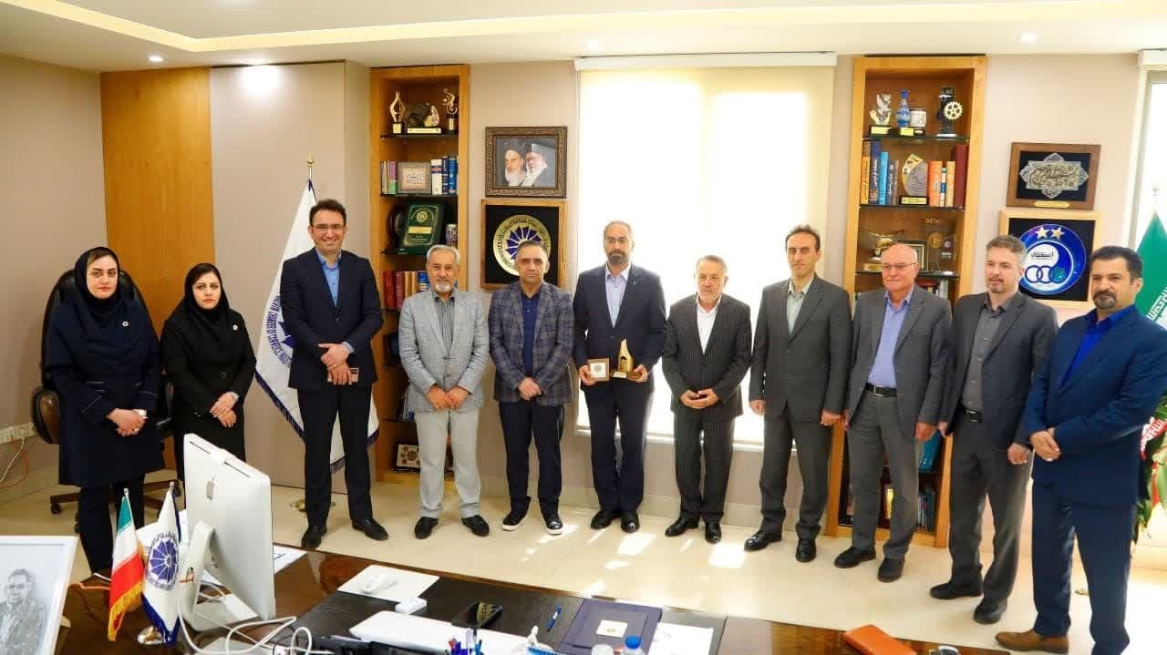 اتاق بازرگانی و دانشگاه آزاد قزوین تفاهم نامه همکاری امضا کردند