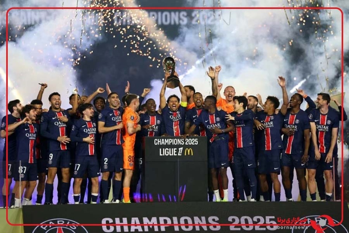 بالا بردن جام قهرمانی لیگ قهرمانان توسط مارکینیوش