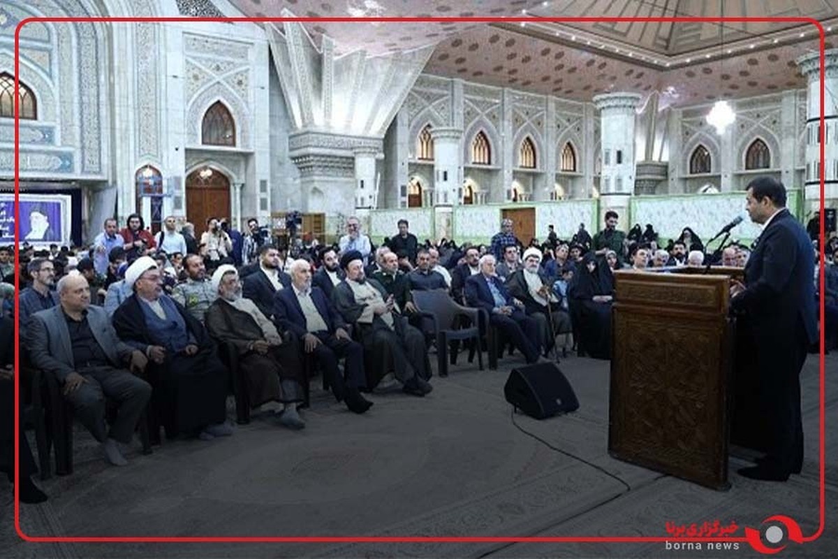 حضور جامعه ورزش و جوانان در حرم مطهر امام خمینی