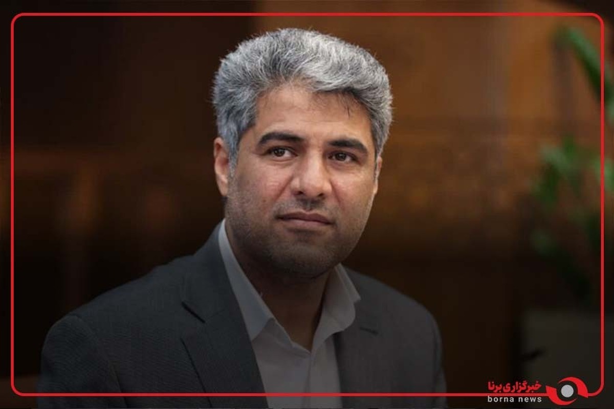 پورسلمان رئیس فدراسیون شمشیربازی: جامعه ورزش هر سال در مراسم تجدید میثاق با آرمان های امام راحل حضور پررنگی دارند