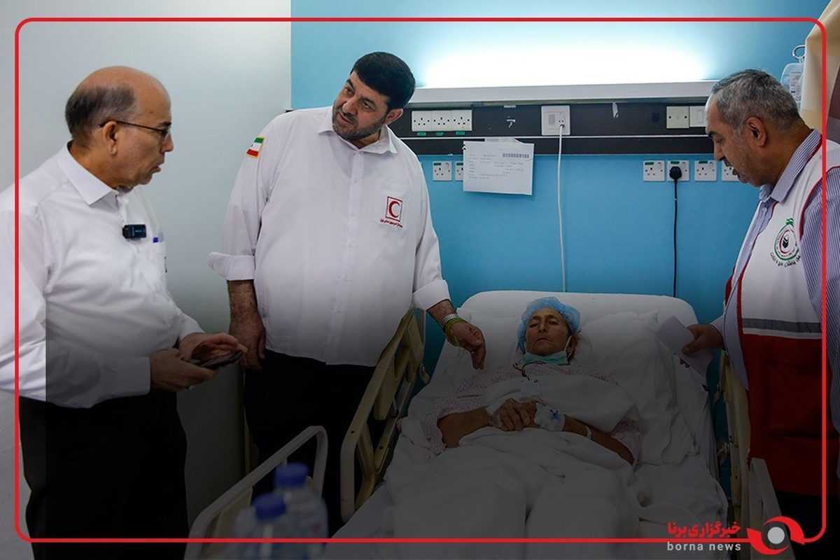 بازدید رئیس جمعیت هلال‌احمر از بیمارستان مرکزی در مکه مکرمه