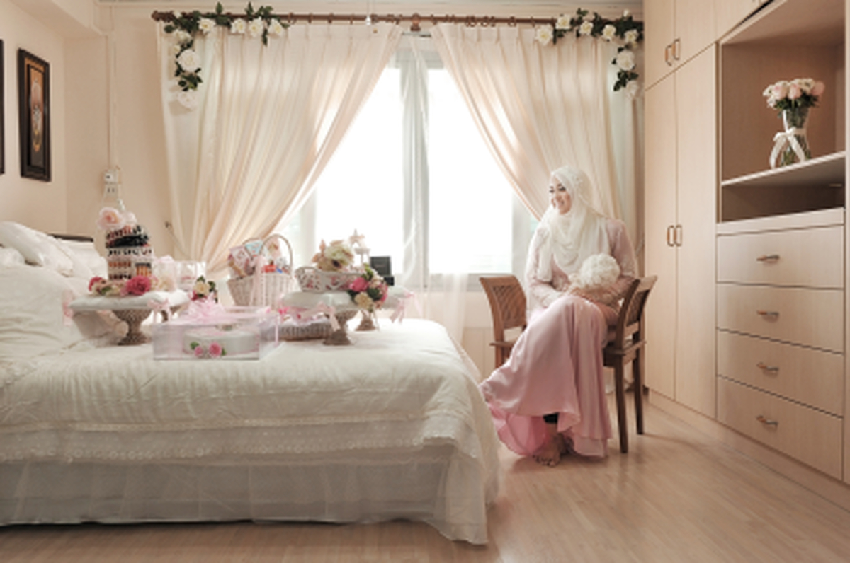 راهنمای انتخاب پرده برای اتاق خواب عروس - مدل های جدید 2025