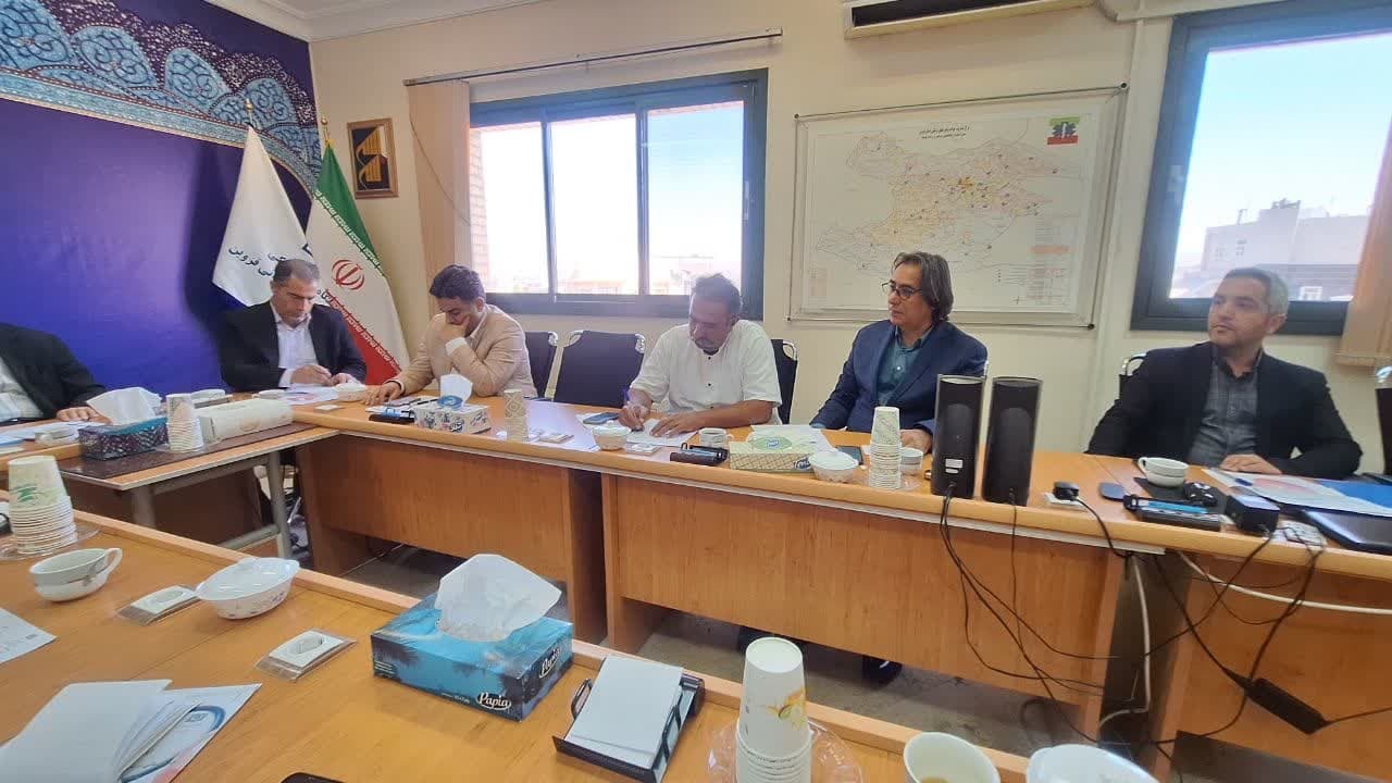 وضعیت بهداشتی و درمانی استان قزوین اسف بار است/ ۸ هزار میلیارد تومان برای تکمیل طرح ها