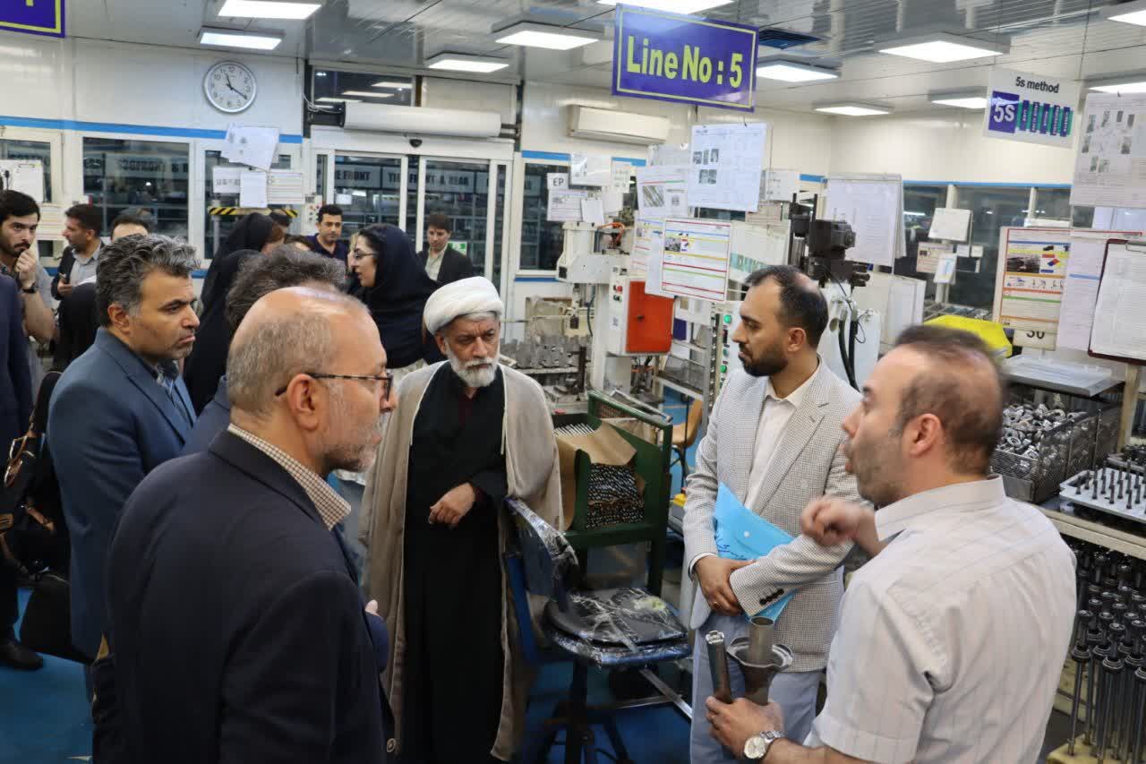 تولید برای رقابت جهانی، به توان دانشگاه نیاز دارد تولید برای رقابت جهانی، به توان دانشگاه نیاز دارد