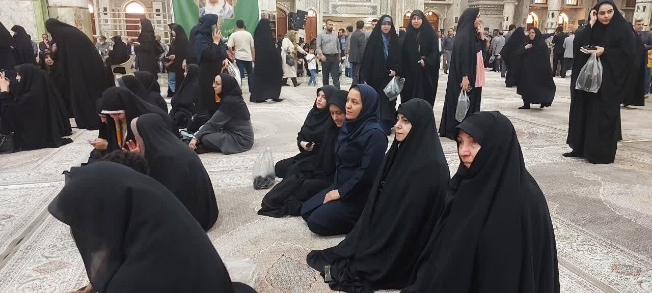 نقش آفرینی دانشگاه آزاد اسلامی واحد تهران غرب در ایام سوگواری ارتحال حضرت امام ره نقش آفرینی دانشگاه آزاد اسلامی واحد تهران غرب در ایام سوگواری ارتحال حضرت امام ره