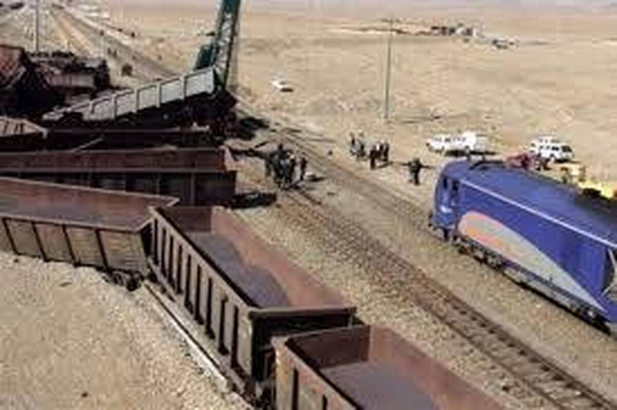 مسدود شدن راه‌آهن شمال-جنوب بر اثر  خروج واگن باری در لرستان