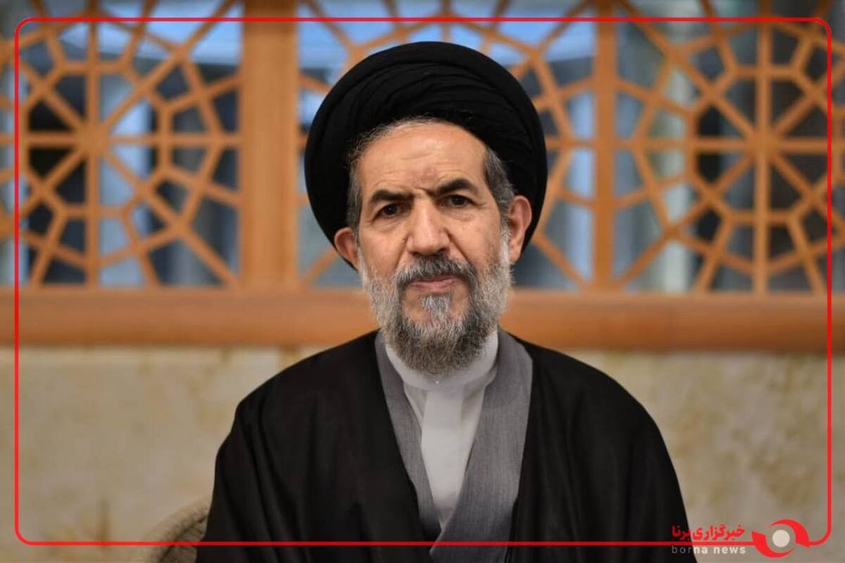 اقامه نماز عید قربان به امامت حجت‌الاسلام ابوترابی‌فرد در دانشگاه تهران