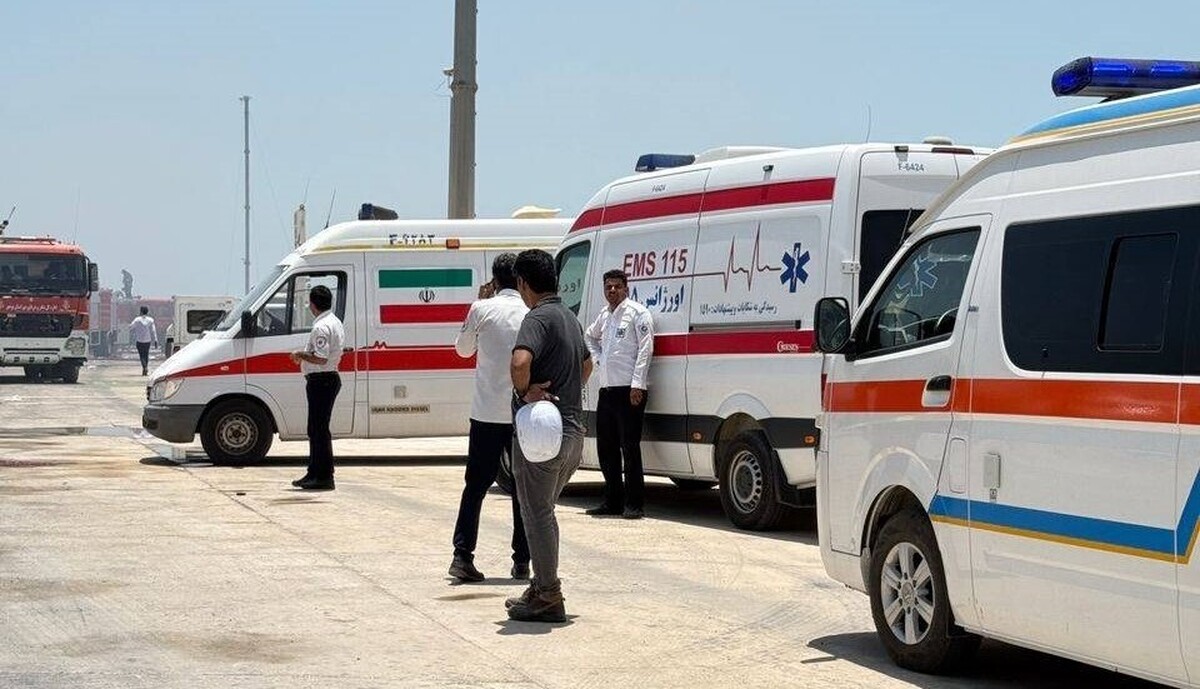 انفجار کشتی در اسکله کاوه بندر دیر؛ ۳ فوتی و ۲ مصدوم