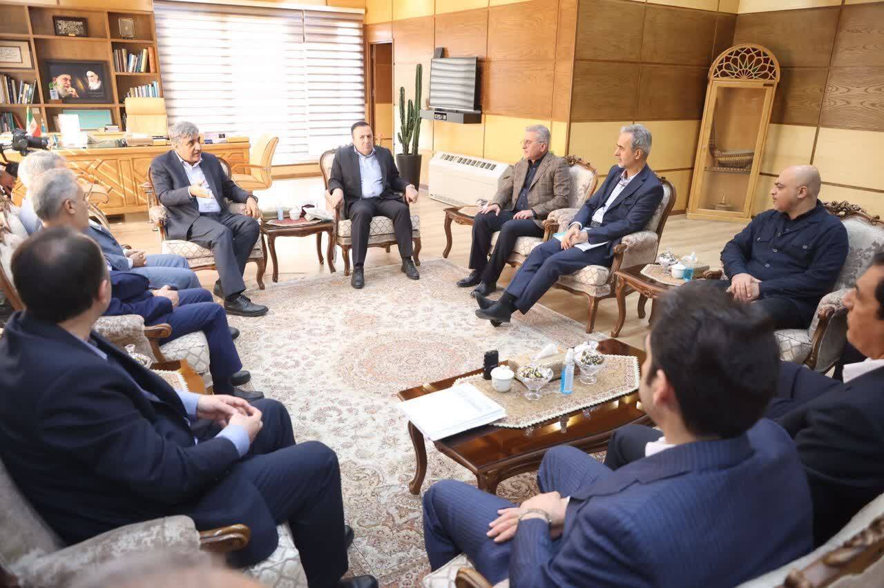 استاندار قزوین: تأسیس درمانگاه تامین اجتماعی در شهر مهرگان ضروری است استاندار قزوین: تأسیس درمانگاه تامین اجتماعی در شهر مهرگان ضروری است