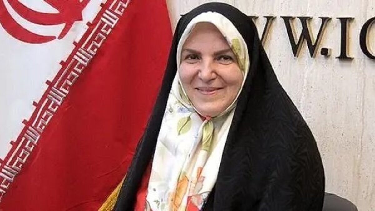 همراهی هنرمندانه تکنولوژی، مدرنیته و سنتی در اصفهان با رویکرد مدیریت ارشد استان