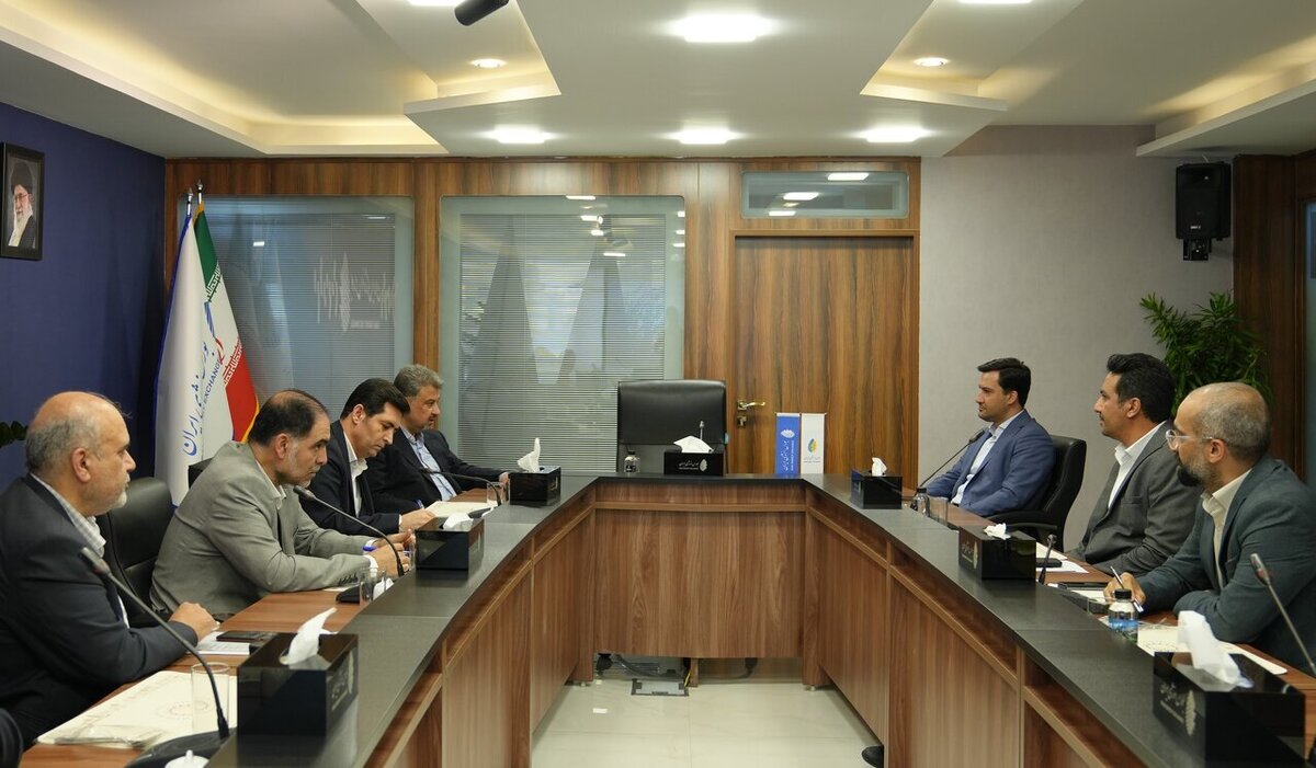 حمایت از فعالان صنعت برق از مسیر بورس انرژی