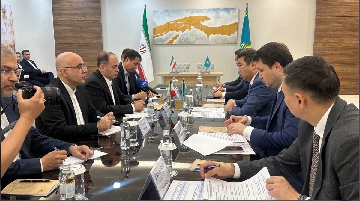 رایزنی ایران و قزاقستان برای تقویت همکاری‌های کشاورزی و توسعه ترانزیت کالا