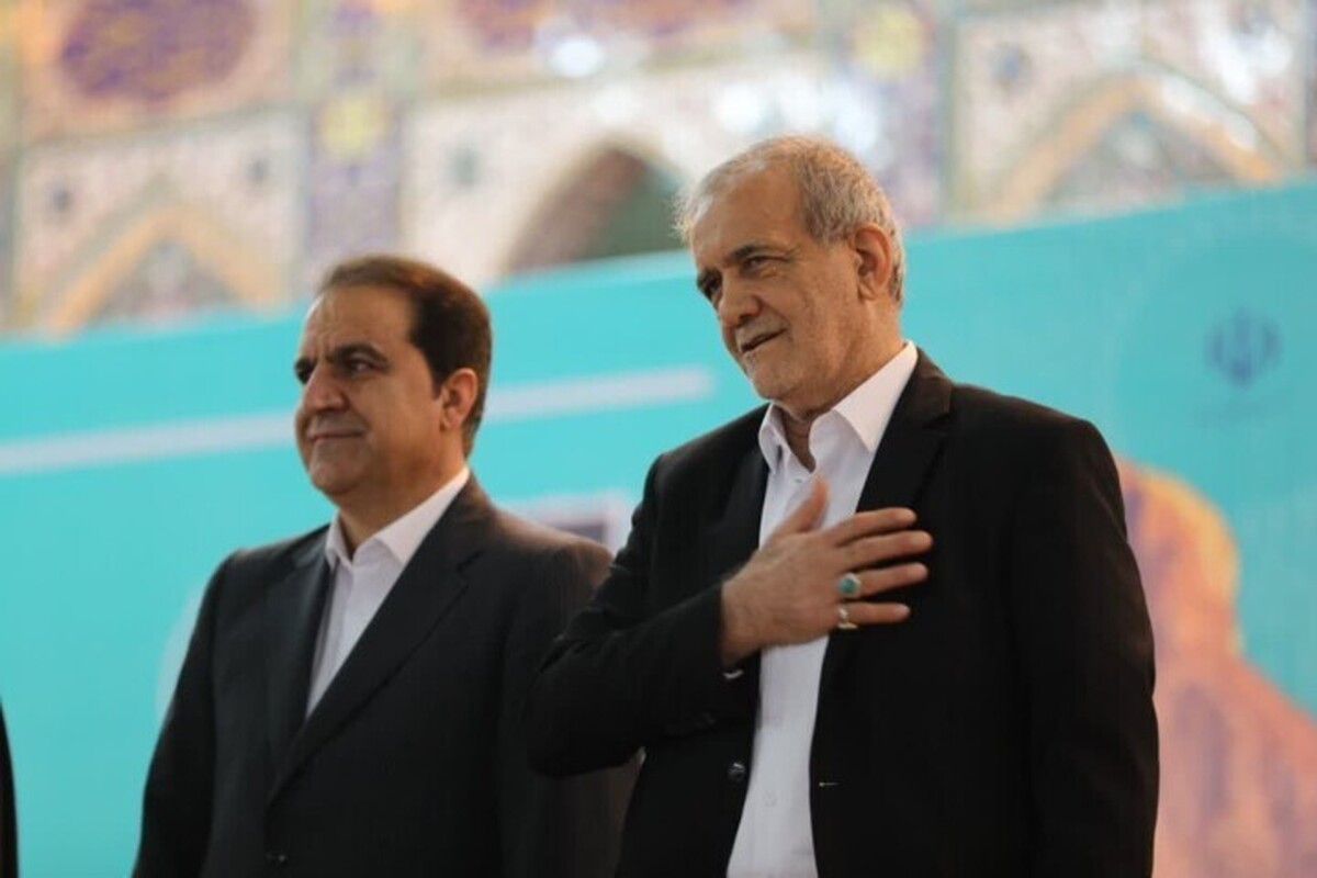 مردم عزیز  ایلام انتظار دارند سفر رئیس جمهور به استان باعث پیشرفت وتوسعه همه جانبه شود