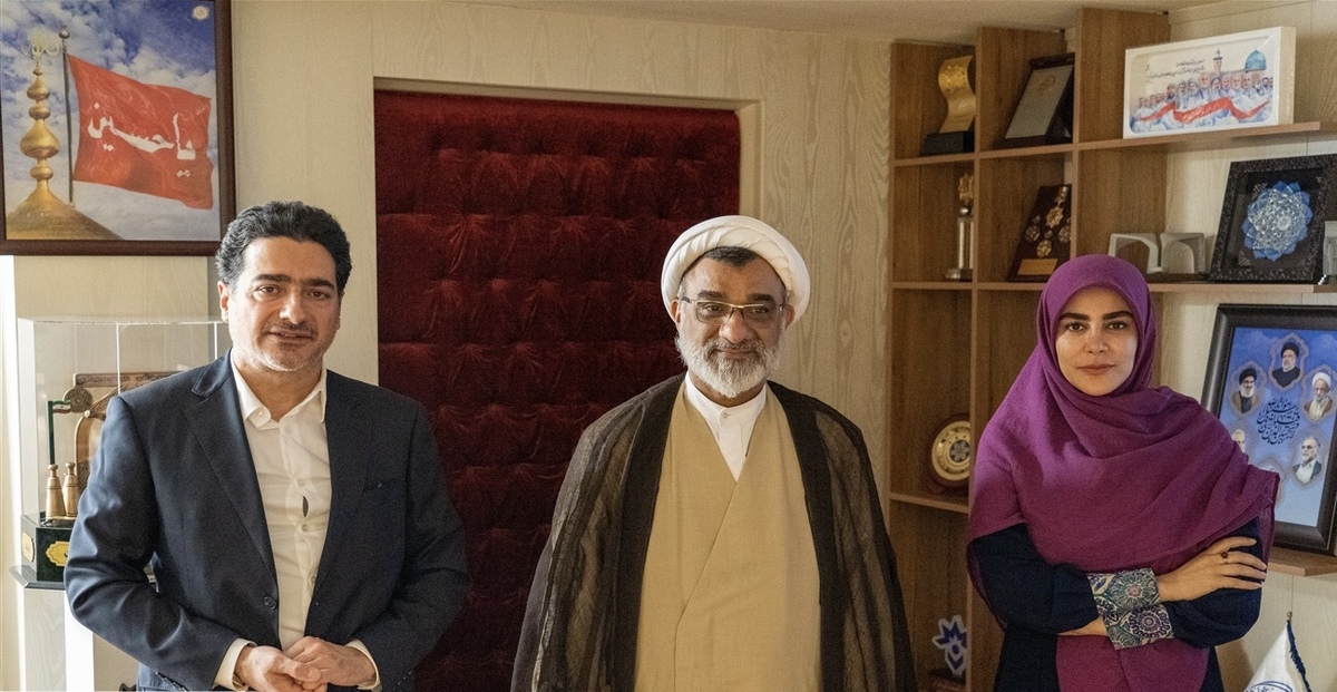 دیدار همایون شجریان با دبیر شورای عالی انقلاب فرهنگی