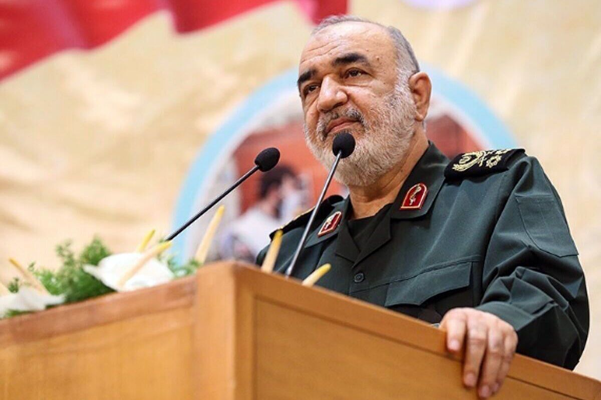 سردار سلامی به شهادت رسید