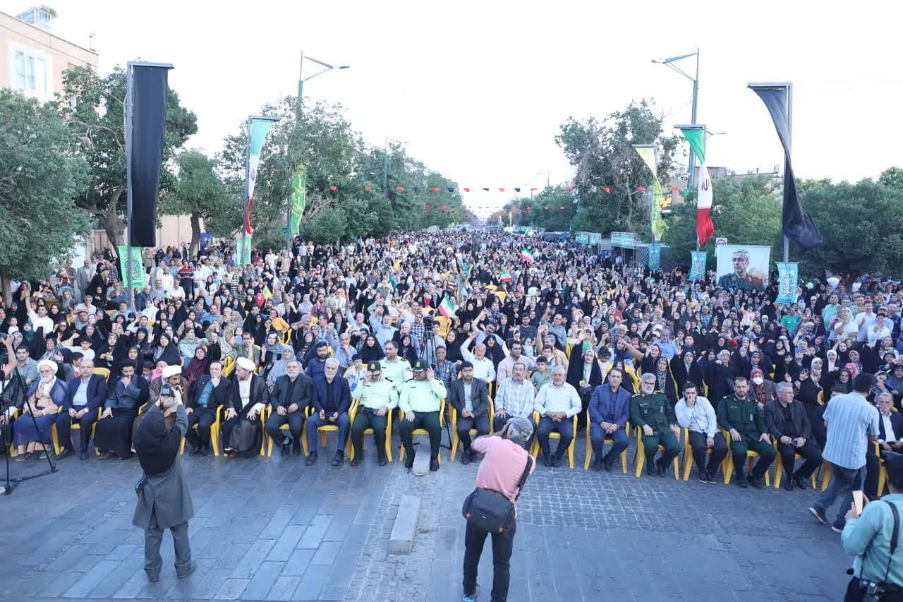 مهمونی بزرگ غدیر در قزوین برگزار شد مهمونی بزرگ غدیر در قزوین برگزار شد