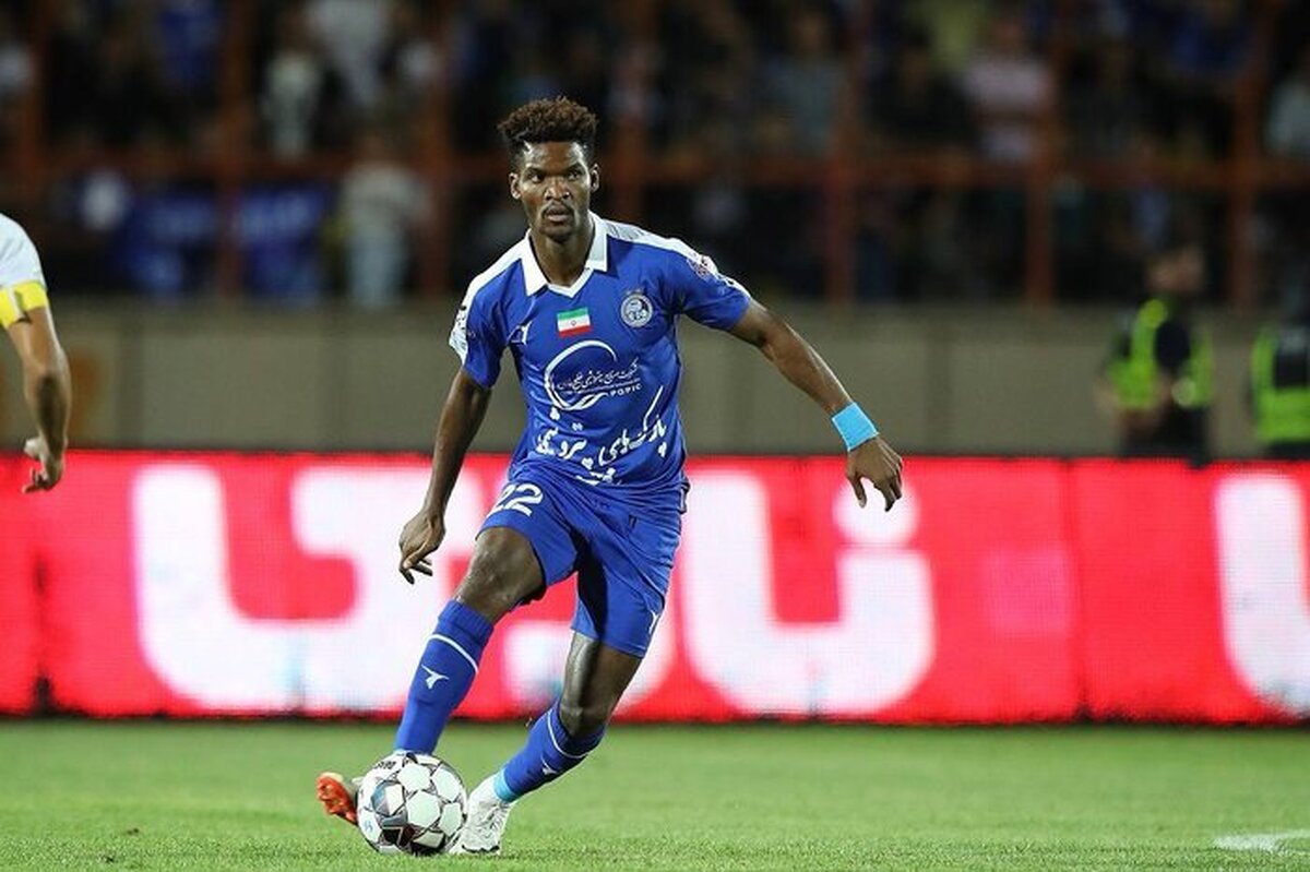 همدردی ستاره خارجی  و خبرساز استقلال با مردم ایران+ عکس