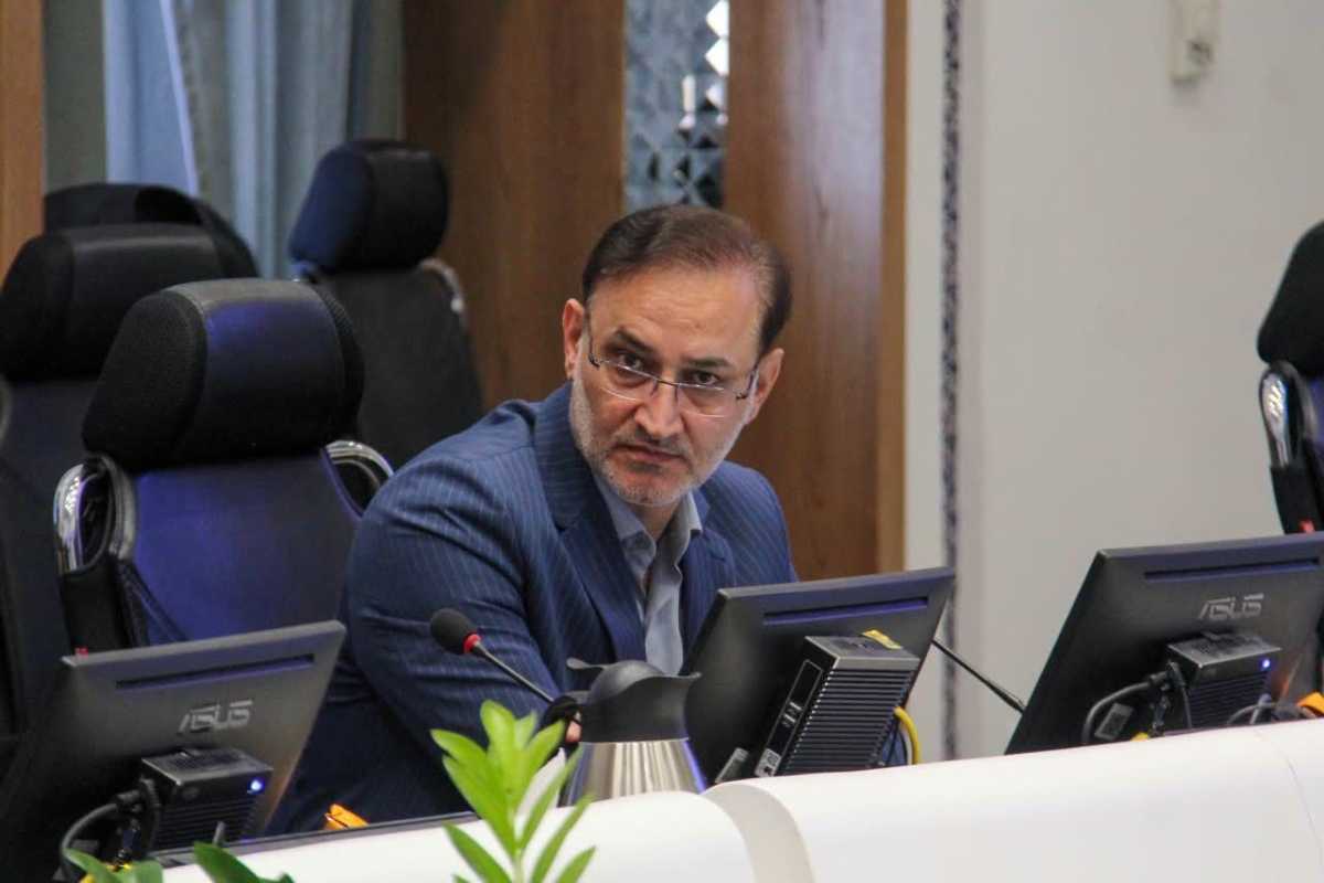 عضو شورای اسلامی شهر اصفهان: شورای شهر اصفهان در کنار مردم و در کنار صنوف تلاش‌گر شهر ایستاده است