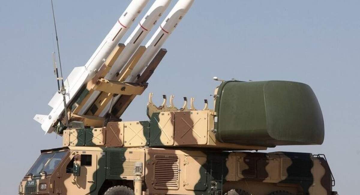 پدافند هوایی شمال‌شرق از انجام عملیات ریزپرنده‌های دشمن پیشگیری کرد