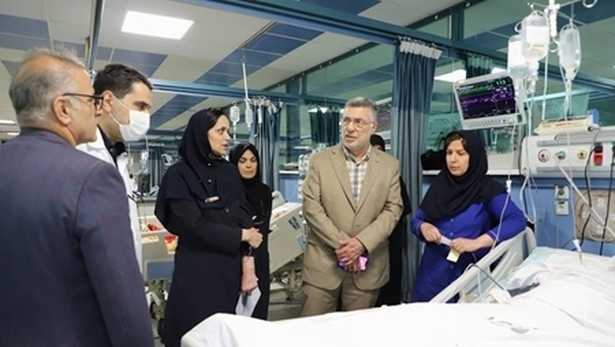 عیادت وزیر بهداشت از مجروحان حملات رژیم صهیونیستی