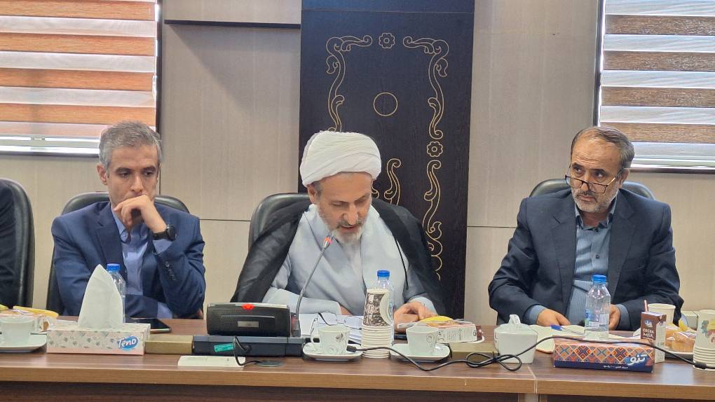 حمایت استاندار قزوین موجب مشارکت بیشتر صنعتگران در ساخت مدرسه شده است