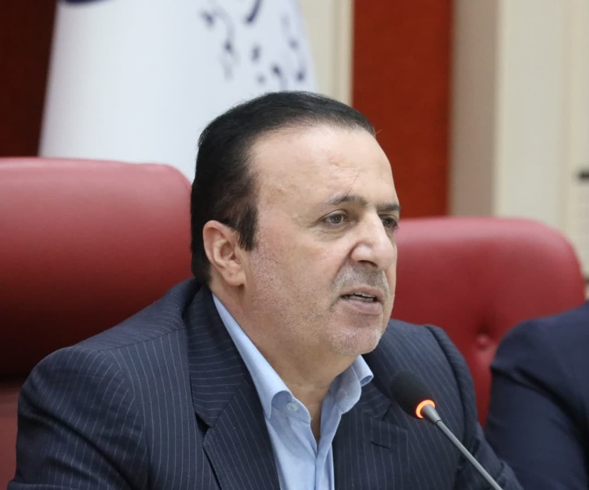 کارگران در خط مقدم تولیدند/ در زمینه تولید و تامین مواد غذایی، روغن نباتی و خوراک کودک مشکلی نداریم