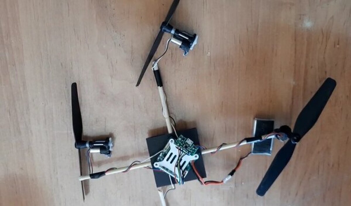 سرنگونی ۱۶ ریز پرنده و دستگیری ۲۴ جاسوس توسط پلیس غرب استان تهران