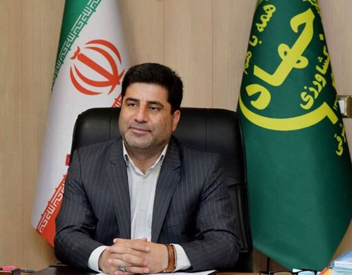 در تامین، تدارکات و توزیع اقلام اساسی مورد نیاز مردم هیچگونه مشکلی وجود ندارد