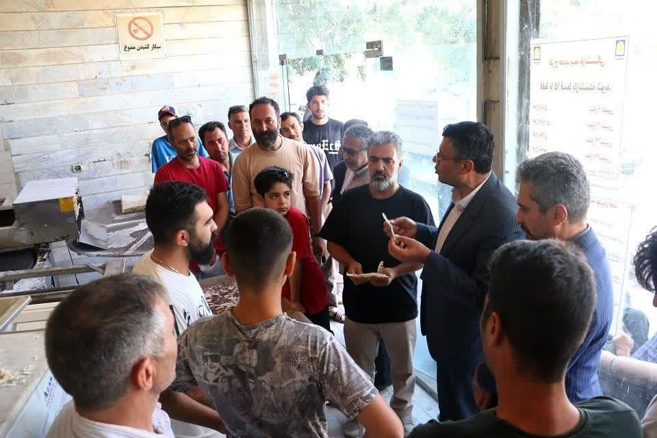 کالاهای اساسی در شهرستان بویین زهرا ذخیره سازی شده است کالاهای اساسی در شهرستان بویین زهرا ذخیره سازی شده است