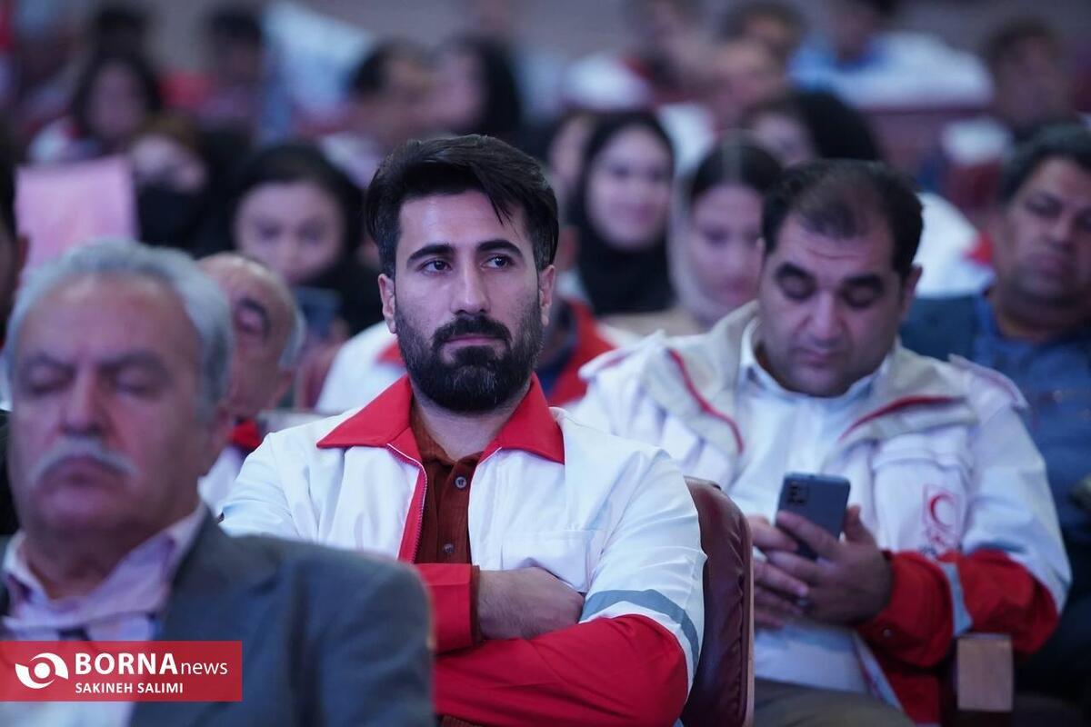 پاسخ به تماس ۲۲ هزار هموطن با سامانه ۳۰۴۰