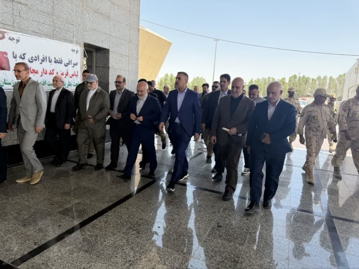 استانداران خوزستان و بصره در پایانه مرزی شلمچه دیدار  و گفت و گو کردند