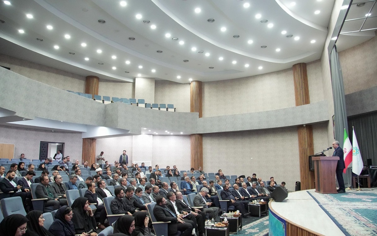 افکار عمومی، چراغ راهنمای مدیران است