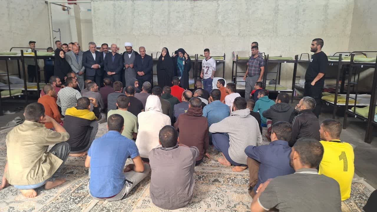 معتادان متجاهر از خدمات بهداشتی و پزشکی و مددکاری در زمان درمان و تسهیلات اجتماعی پس از بهبودی برخوردار می شوند