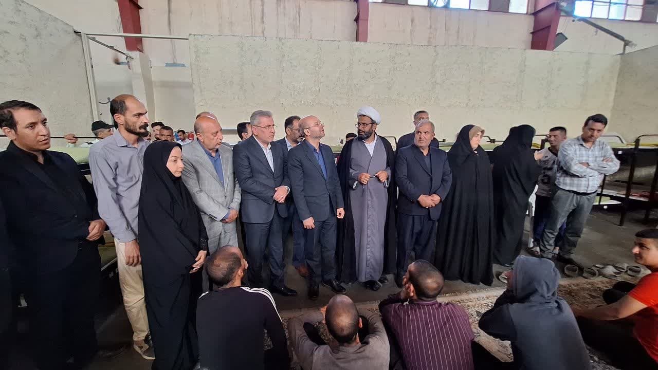 معتادان متجاهر از خدمات بهداشتی و پزشکی و مددکاری در زمان درمان و تسهیلات اجتماعی پس از بهبودی برخوردار می شوند