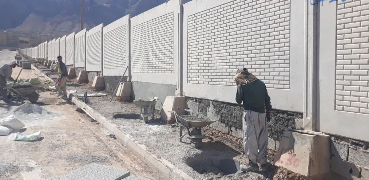 عقد ۱۲ قرارداد در راستای اجرای پروژه بزرگ «باغ مشاهیر»