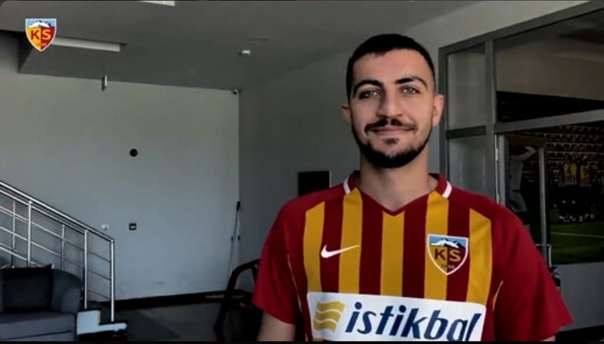 مجید حسینی داداش شد!