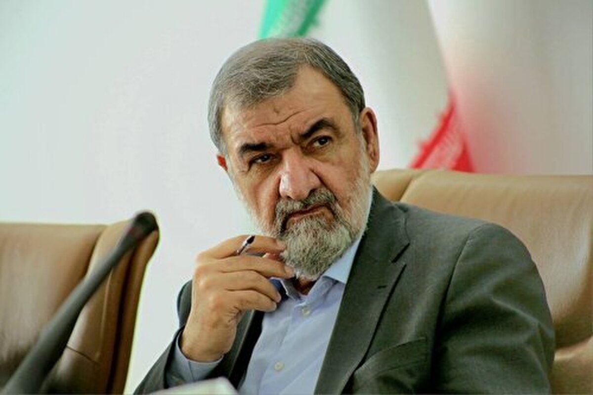 محسن رضایی: ترامپ باید خود و سربازانش را نجات دهد